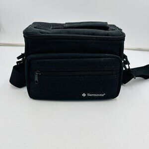 Samsonite Camera Bag Small Nylon Black Divided Padded 9x6x4 W Shoulder Strap